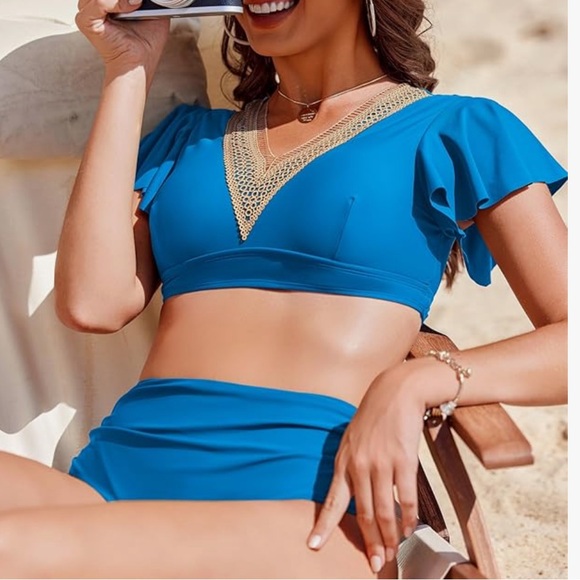 Blue Ruffled V-Neck Bikini Set - Picture 2 of 5